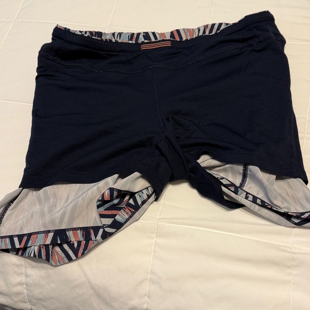 Smart Wool Stylish Chevron Patterned Lightweight … - image 4